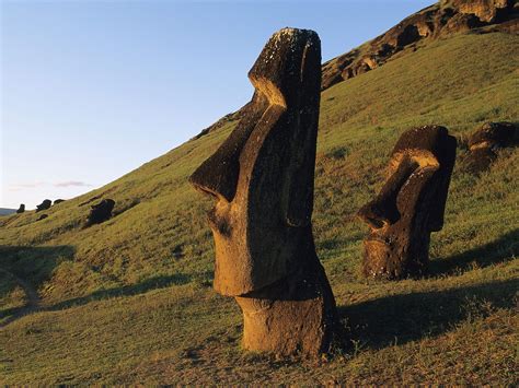 moai easter island chile